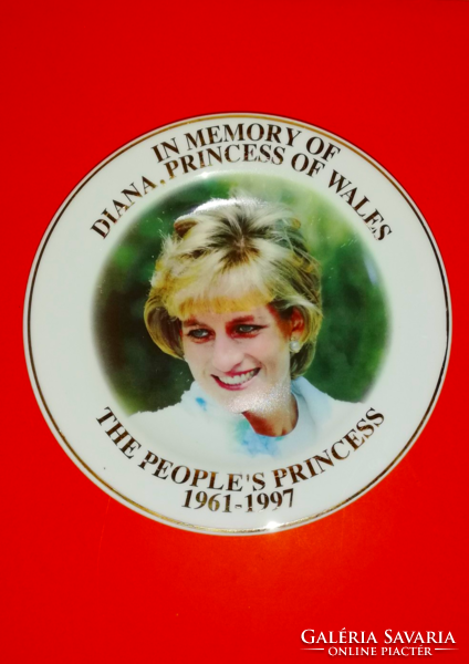 Porcelain decorative plate issued in memory of Diana, Princess of Wales