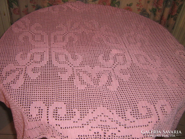Beautiful hand-crocheted tablecloth with a baroque pattern