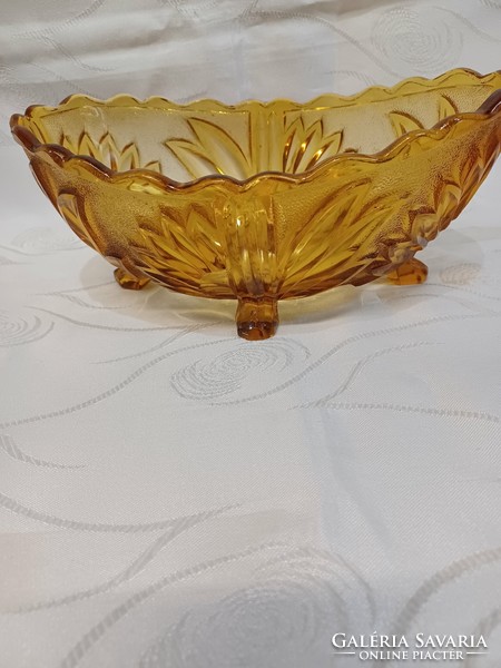 Amber-colored centerpiece, boat-shaped