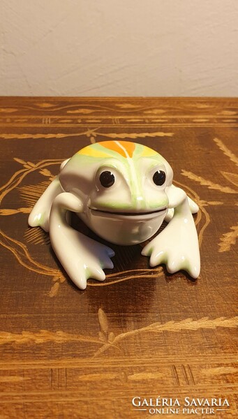 Ravenclaw porcelain frog