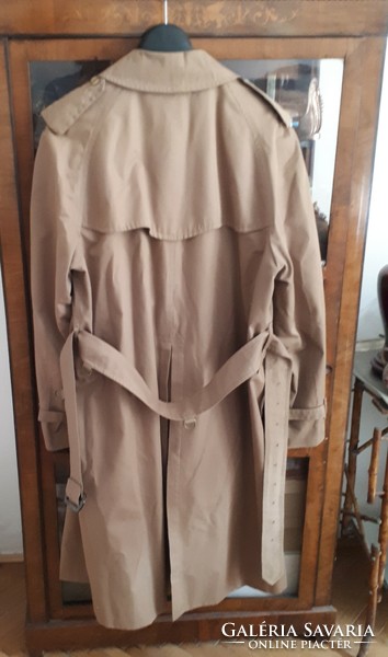 Classic Burberry trench coat, balloon coat