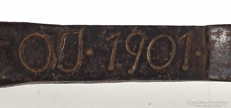 1R078 Antik jelzett datált 1901-es díszes kovácsoltvas szénavágó