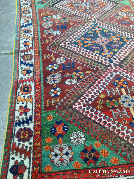 Régi, különleges, iráni Bakhtiari szőnyeg