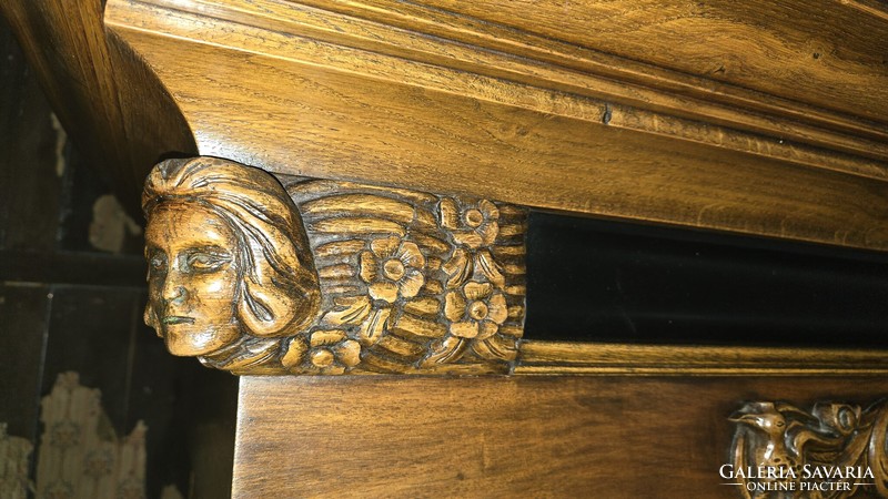 A824 old carved shelf cabinet