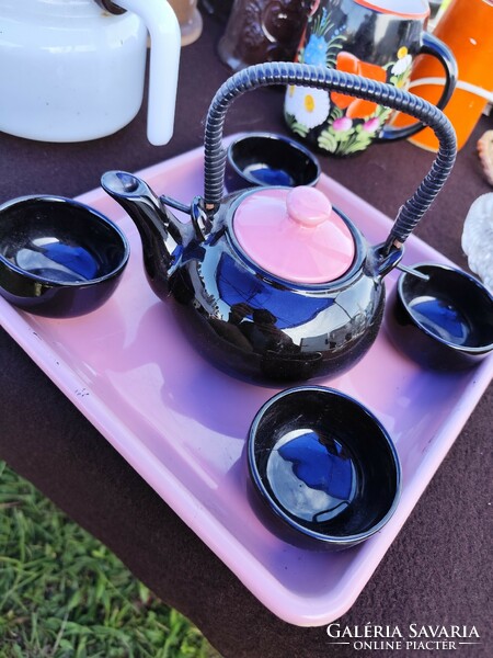 Japán stílusu porcelán teás,káveskészlet vidám tálcával.