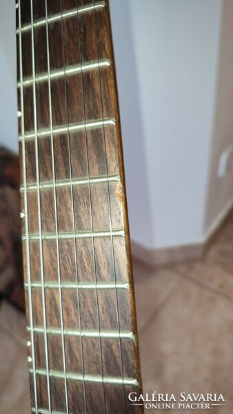 KÜLÖNLEGESSÉG! Township Guitar Castrol Armaclean Dél-afrikai elektromos gitár
