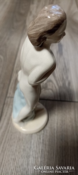 Granite nude figure