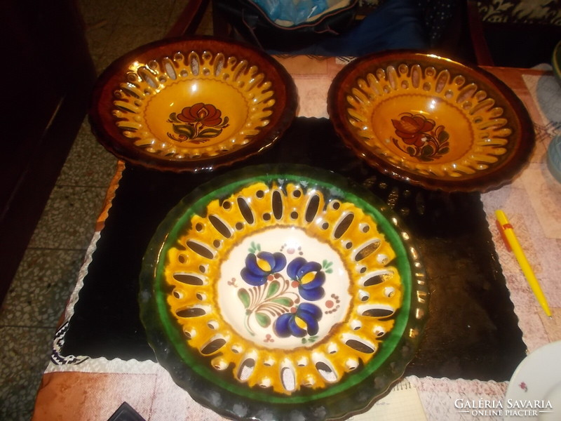3-Drb majolica plate and a drb assis marked plate + a jug