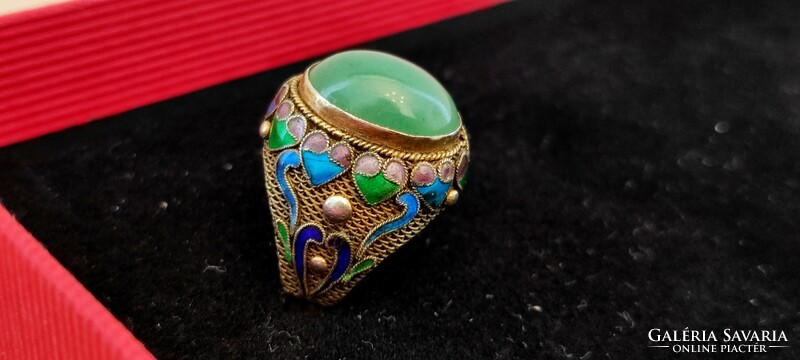 Antique gold-plated Chinese silver ring with compartment enamel and jade stone