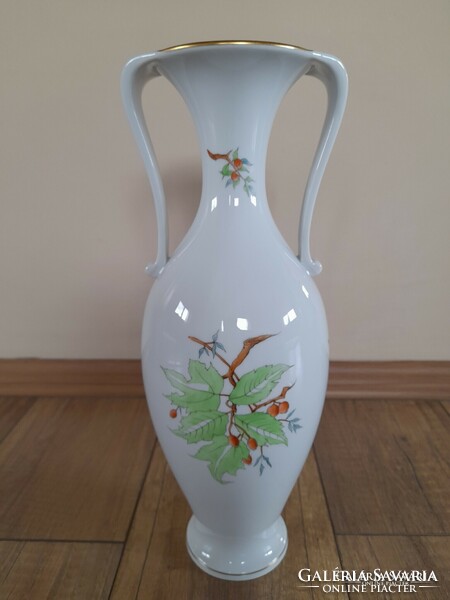 A large vase with an old Hecsedli pattern from Herend