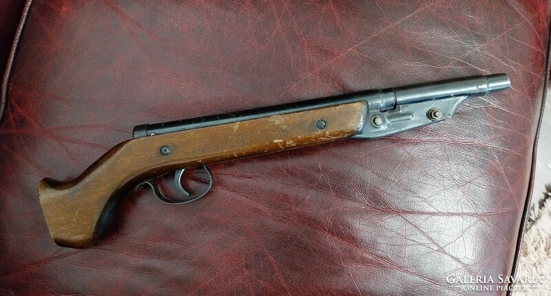 Diana 16 4.5mm air rifle