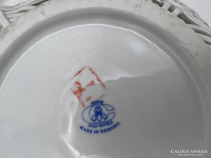 Porfin kolozsvári áttört porcelán kináló, 21 x 5 cm-es. 5024