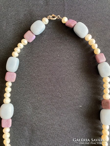 Beautiful, new, custom-made necklaces. Freshwater cultured pearls, amethyst and angelite. With Ag lock.