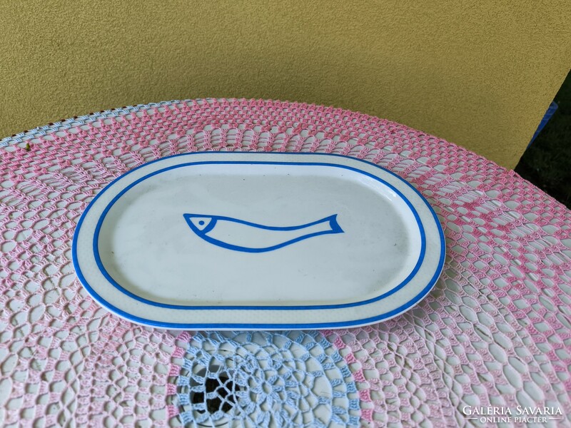 Porcelain fish offering, bowl for sale! Villeroy boch