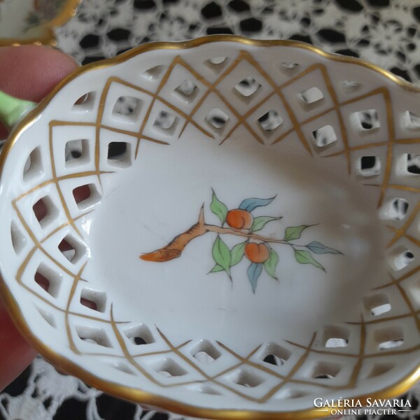 Openwork porcelain basket with rosehips from Herend
