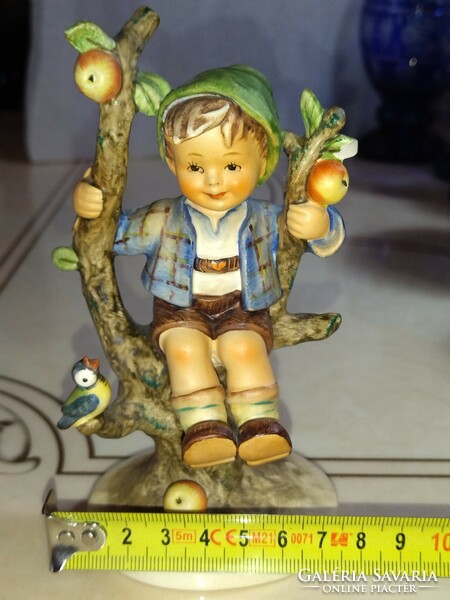 Beautiful goebel hummel apple tree boy from the 1950s