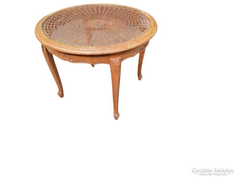 Neobaroque round coffee table 1.