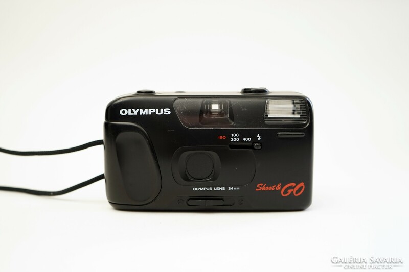 Retro Olympus shoot & go camera / old