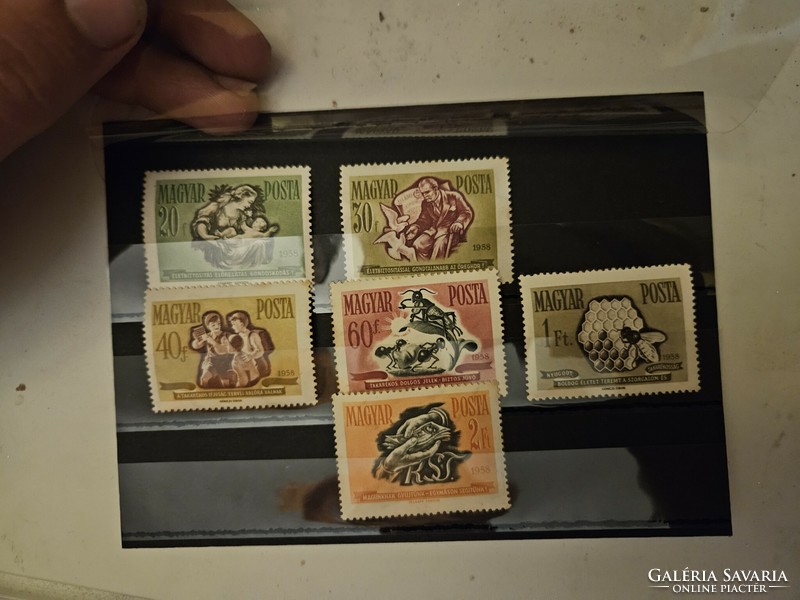 1958-as Takarékosság és biztonság bélyeg sor