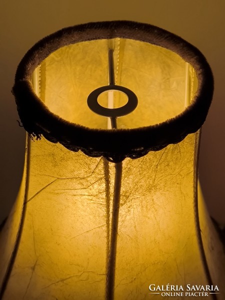 Old small table light (galle' tip)