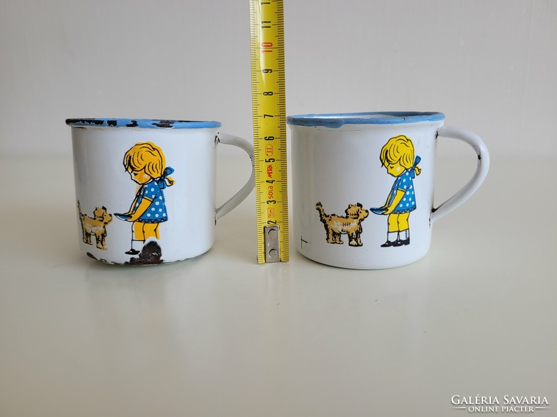 2 old enameled small mugs, children's mugs, little girls' fairy tale patterned metal mugs with dogs