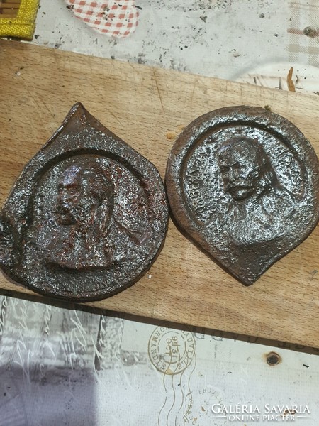 2 antique metal castings