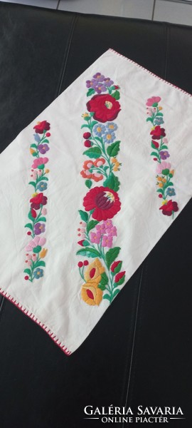 Kalocsai embroidered decorative pillow cover