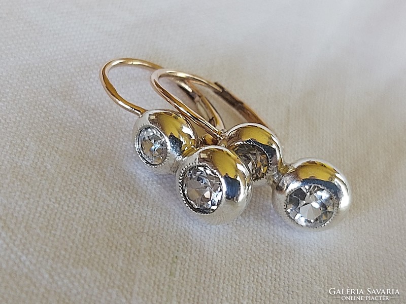 Golden button earrings for bell!