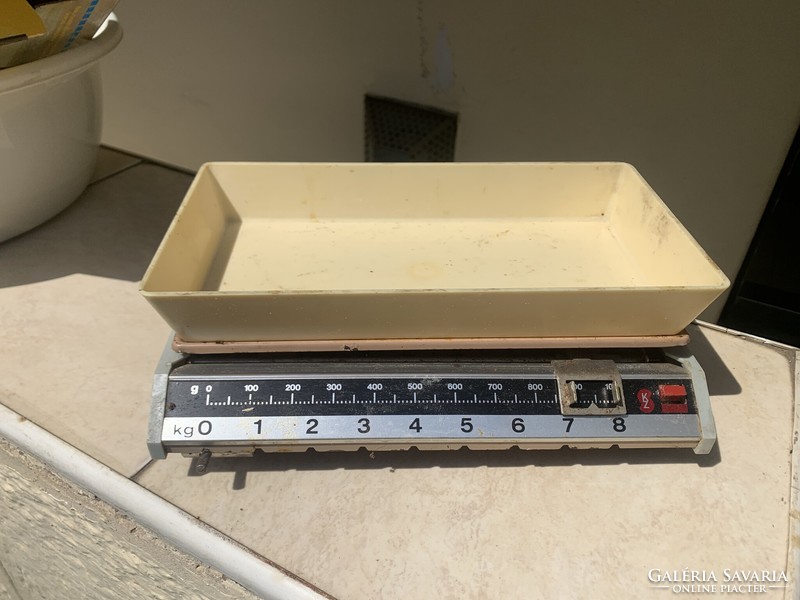 Mechanical kitchen scale up to 13 kg