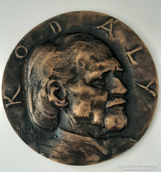 Tamás Vígh: Zoltán Kodály 1973 bronze commemorative plaque