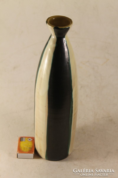 Glazed ceramic vase 911