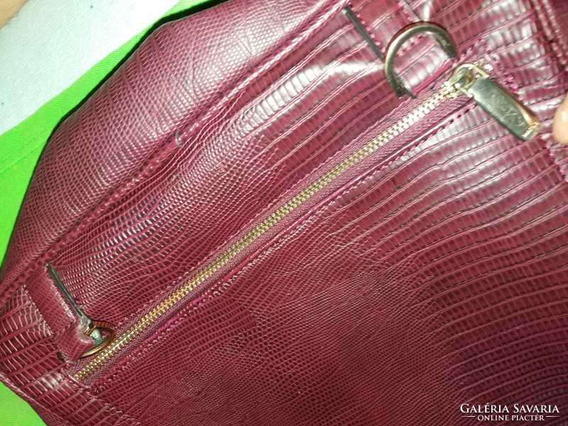 Quality never used real leather burgundy parfois hair bag 36 x 36 cm according to the pictures