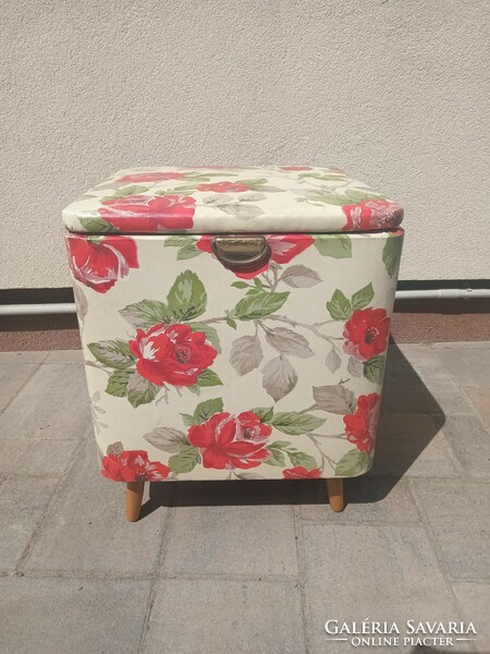 Vintage boho puff szennyes tartó. Alkudható.