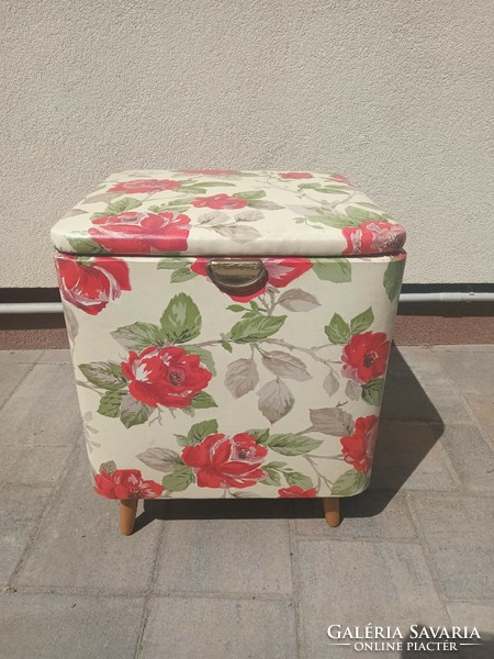 Vintage boho puff szennyes tartó. Alkudható.