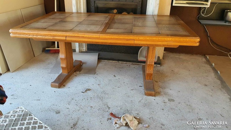 Table, tile oak table can be pulled out and lifted