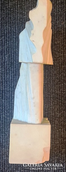 Váró Márton-Angyal- Carrarai márvány 43cm-