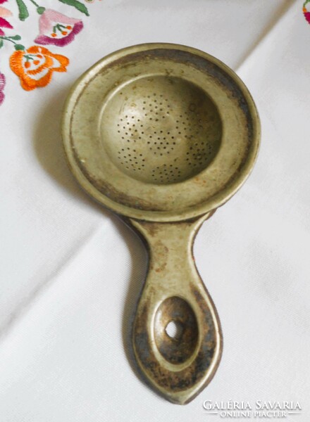 Antique handle tea fork (alpaca)
