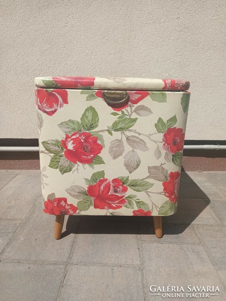 Vintage boho puff szennyes tartó. Alkudható.