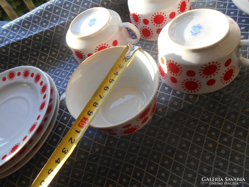Retro lowland sundial in red patterned porcelain with markings 4 cups + 3 bowls + tea jug