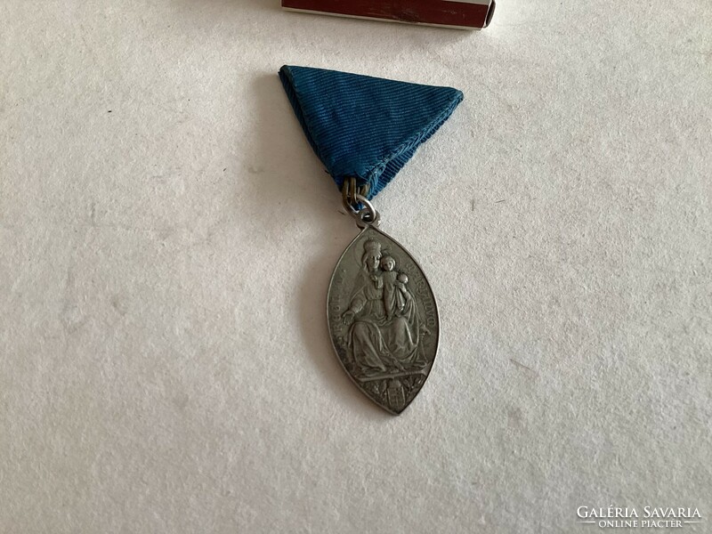 Medal depicting St. Imré.