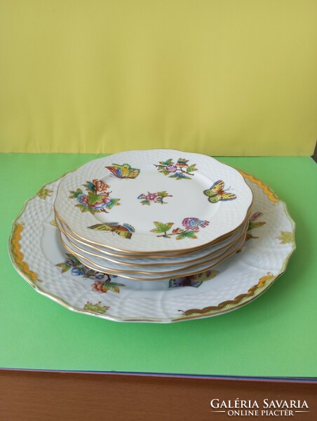 Set of 6 cakes with Herend Victoria pattern