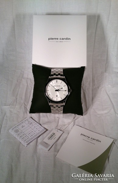 Pierre cardin watch. New!