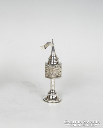 Silver psumin holder (Judaika)