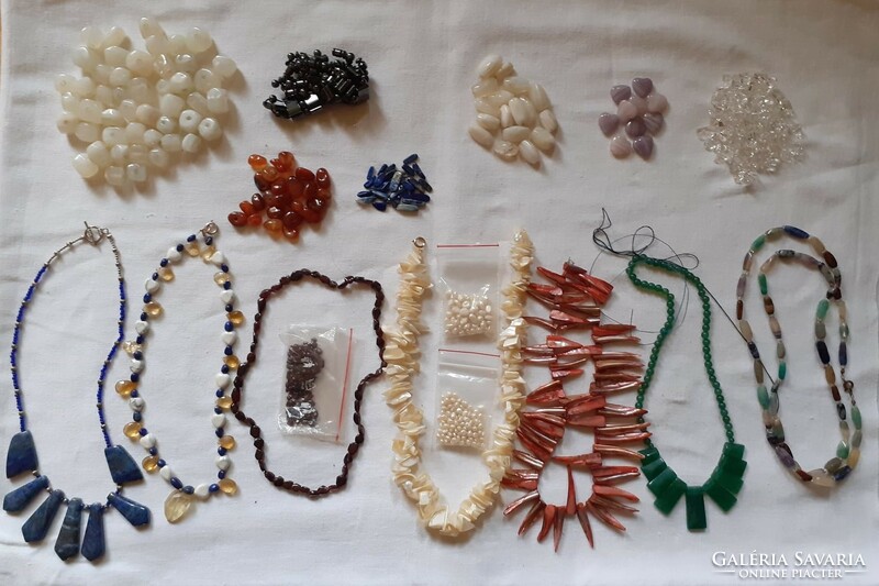 Large mineral package for creative buyers (pearls, necklaces that need re-stringing)
