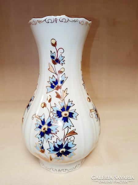 Zsolnay búzavirágos fodros szélű váza