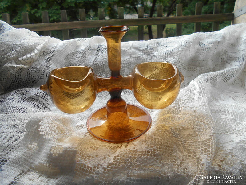 Glass pendant holder for the table