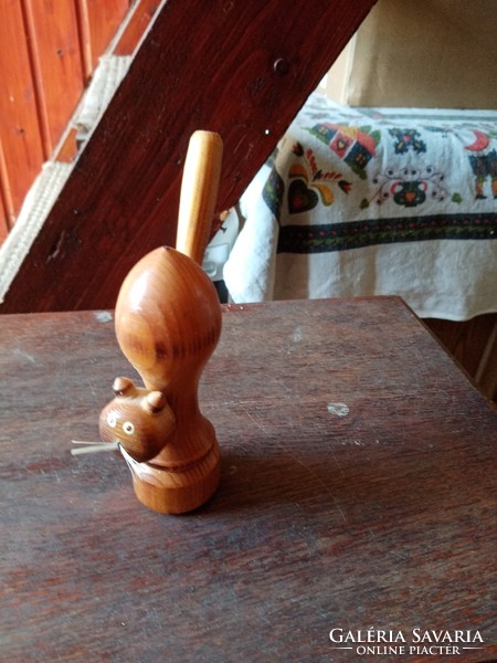 Retro wooden cat whistle