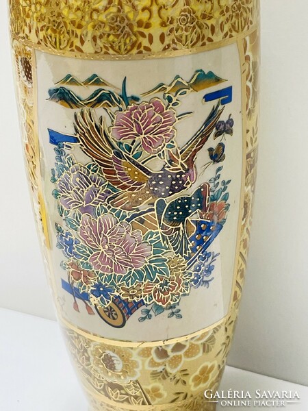 Bird of Paradise Chinese vase