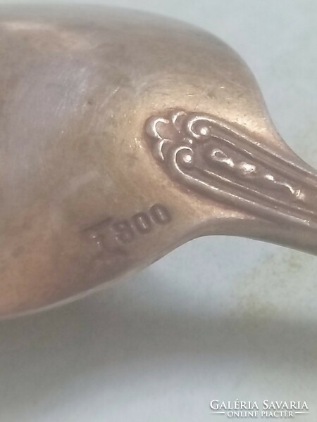 6 db antik arany ozott ezüst figurális kis kanál nèmet 800as