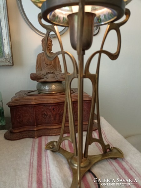 Art Nouveau table lamp between 1900-1920